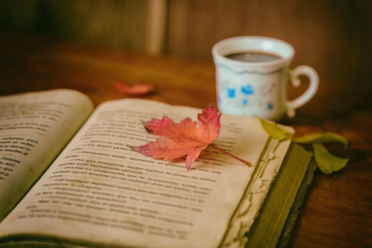 How to Read More Than One Book at a Time Without Losing the Plot